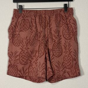 Chubbies The Flints Gym Swim Unlined Hybrid Shorts in Maroon Pineapple - Medium